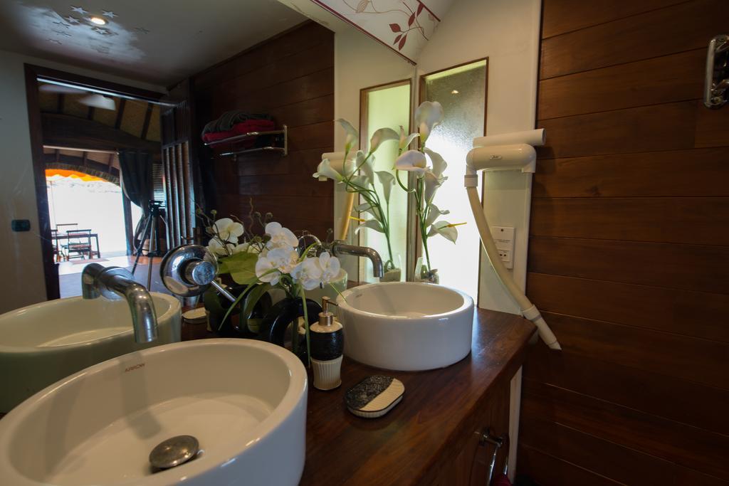 Bora Bora Bungalove Bagian luar foto